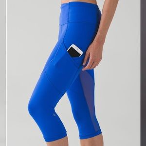 LIKE NEW Lululemon Outrun Crops